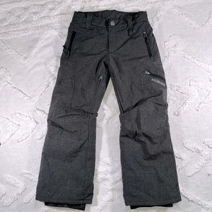 Like New Kids Boulder Gear Grow With Me Cargo Snow Pants Size Small Grey/Black